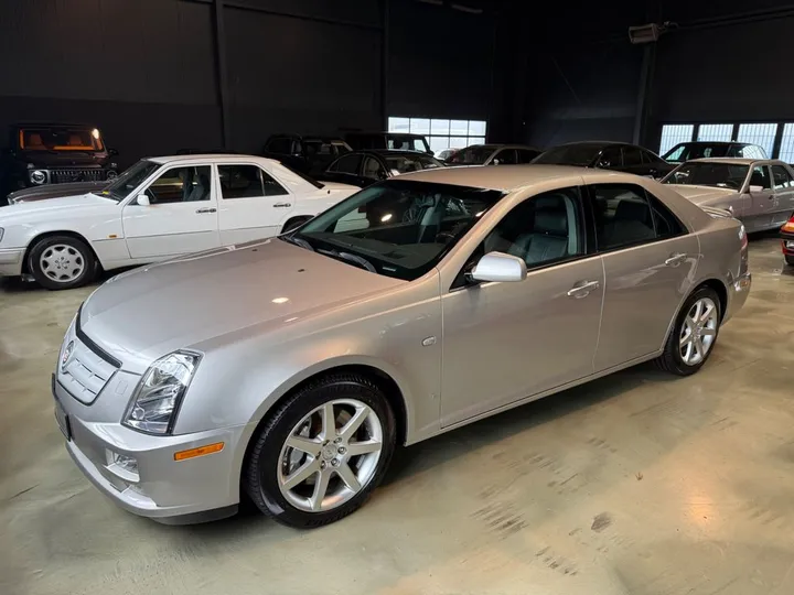Cadillac STS