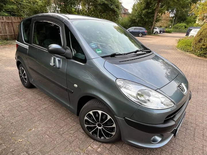 Peugeot 1007