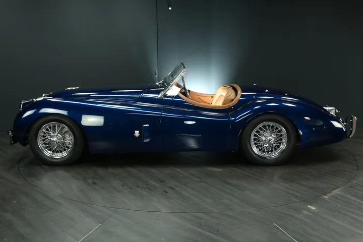 Jaguar XK