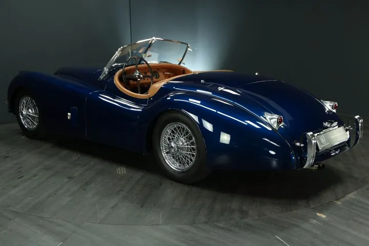 Jaguar XK