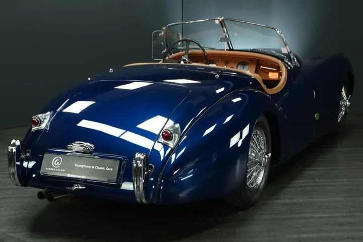 Jaguar XK