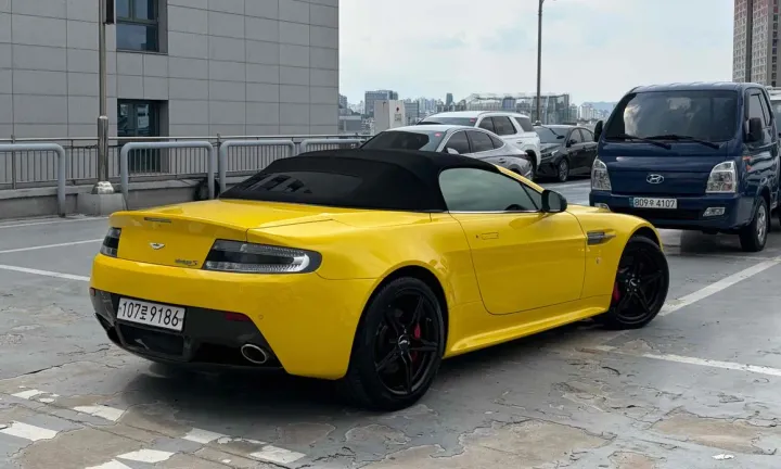 Astonmartin Vantage