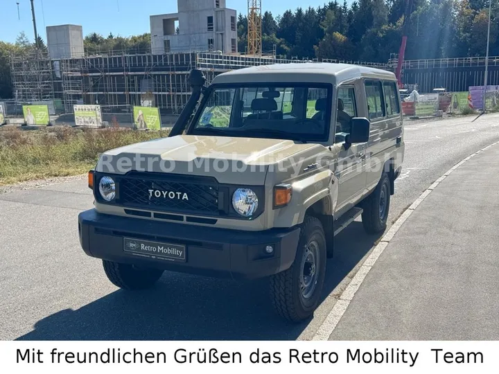 Toyota Land Cruiser