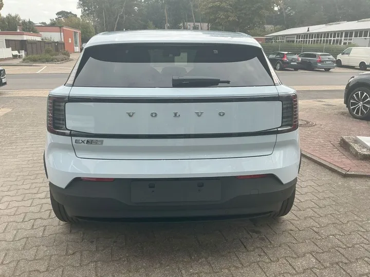 Volvo EX30