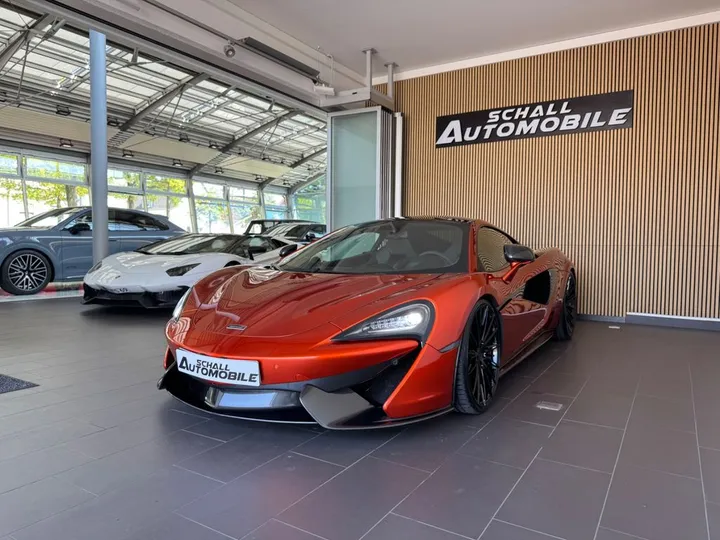 McLaren 570GT