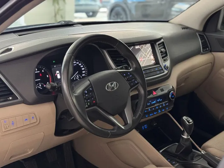 Hyundai TUCSON