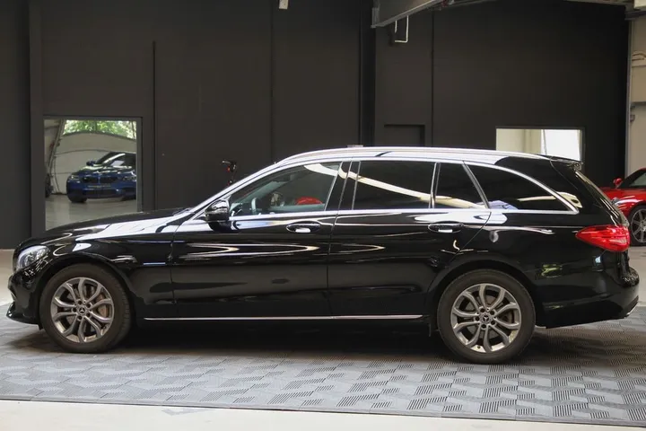 Mercedes-Benz C 400
