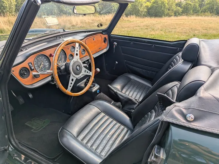 Triumph TR6