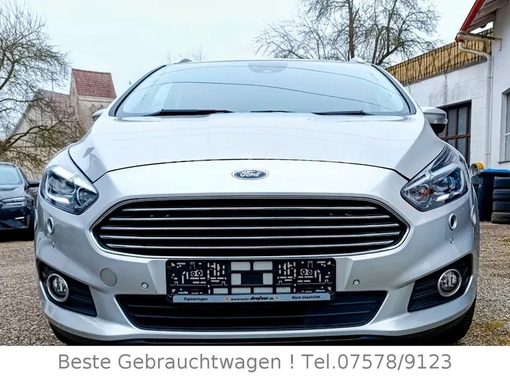 Ford S-Max