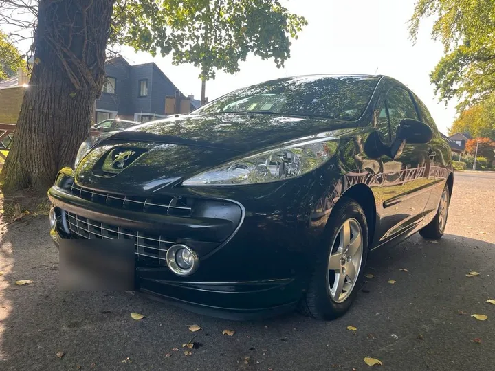 Peugeot 207