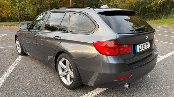 BMW 320