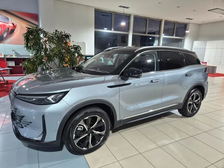BAIC Beijing X75