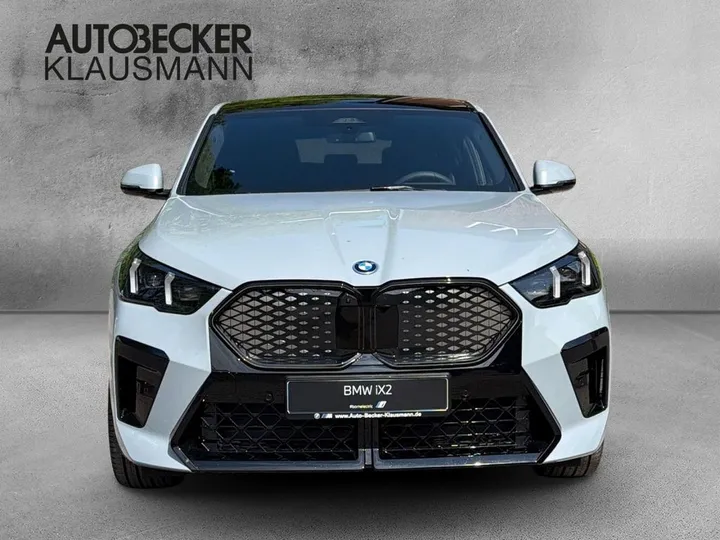 BMW iX2