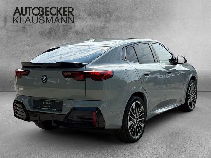 BMW iX2