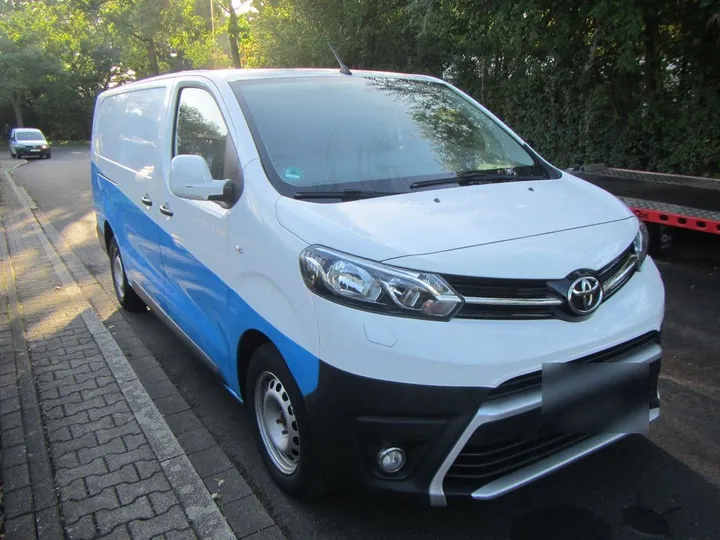 Toyota Verso
