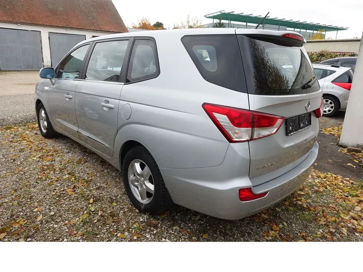 Ssangyong Rodius