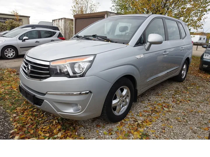 Ssangyong Rodius