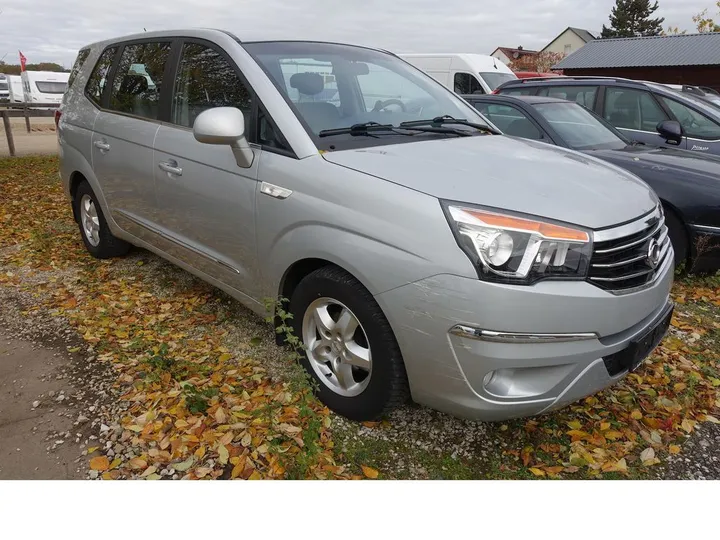 Ssangyong Rodius