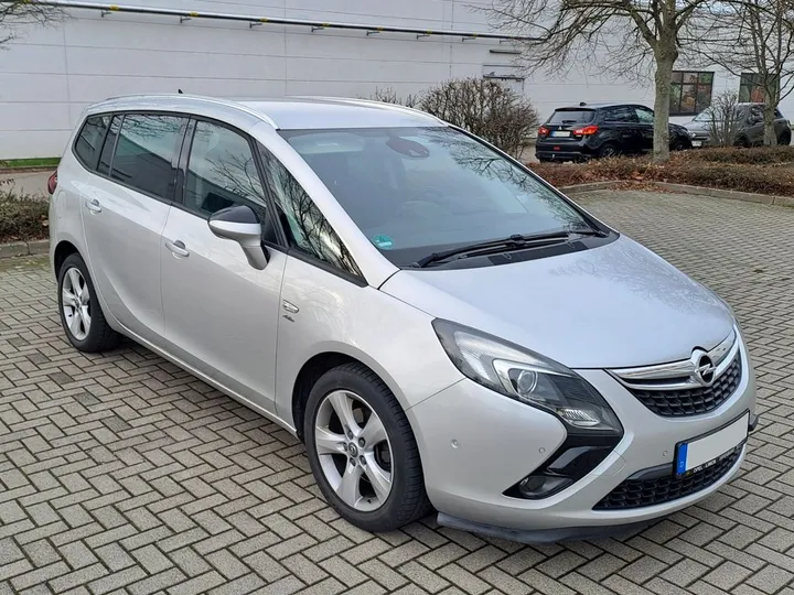Opel Zafira Tourer