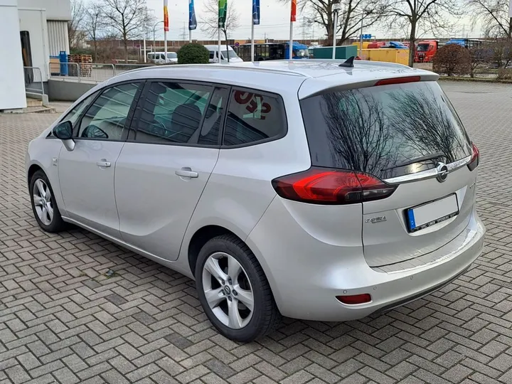 Opel Zafira Tourer