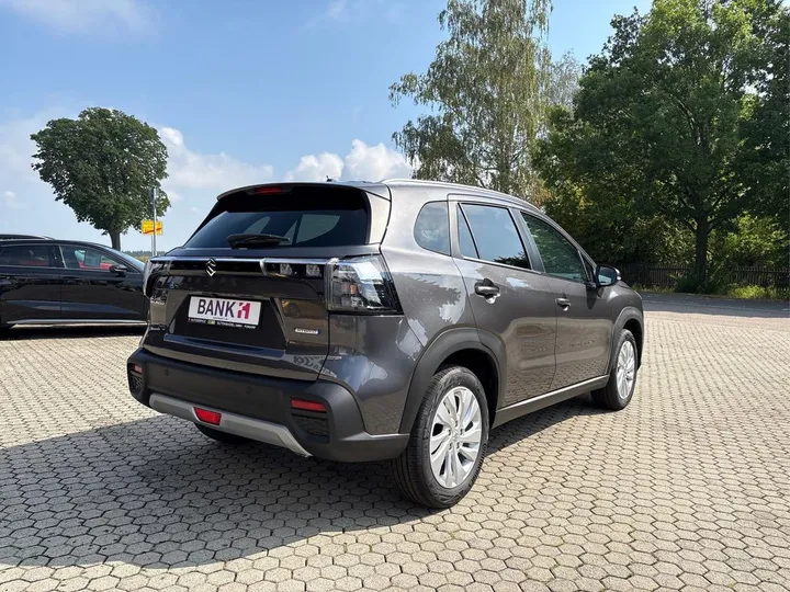 Suzuki (SX4) S-Cross