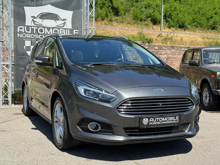 Ford S-Max