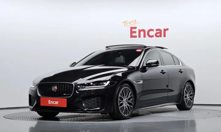 Jaguar XE