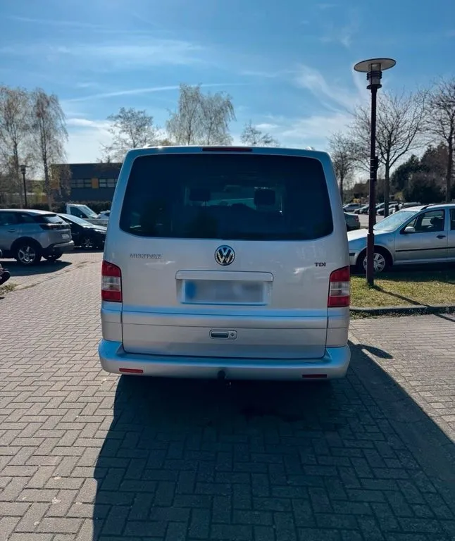 Volkswagen T5 Multivan