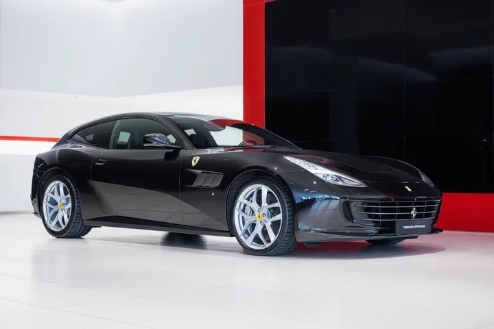 Ferrari GTC4Lusso
