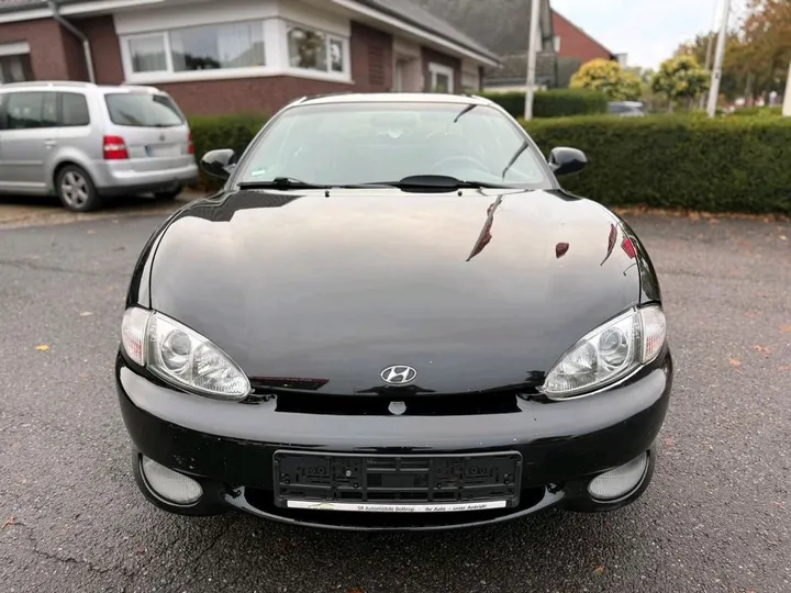Hyundai Coupe