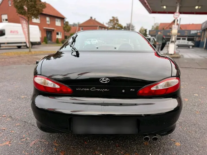 Hyundai Coupe
