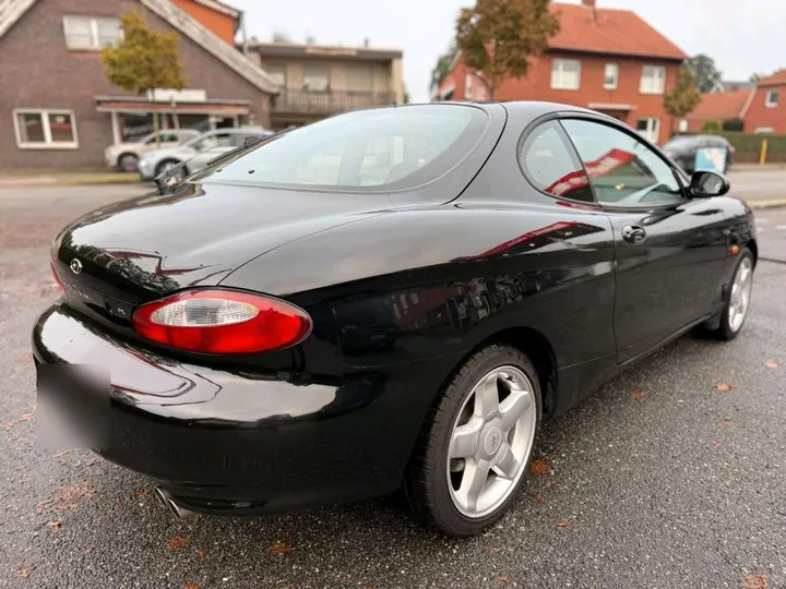 Hyundai Coupe