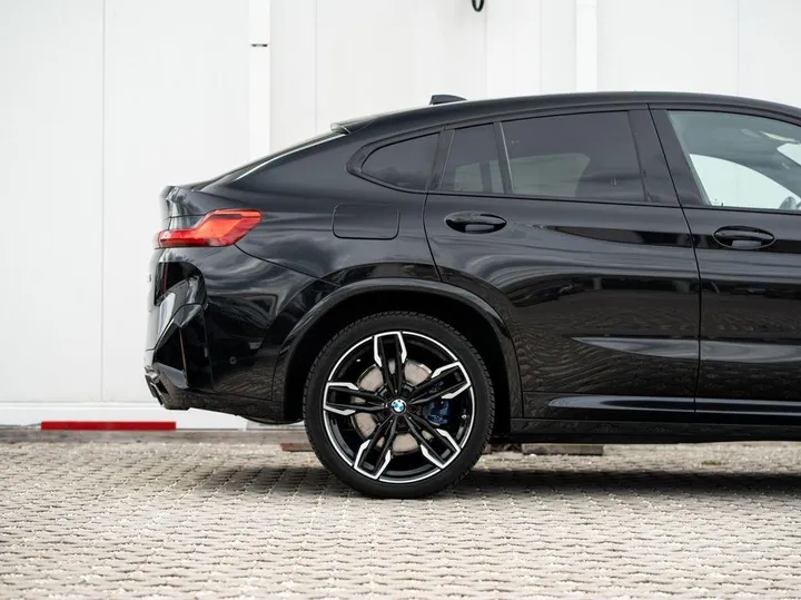 BMW X4 M40