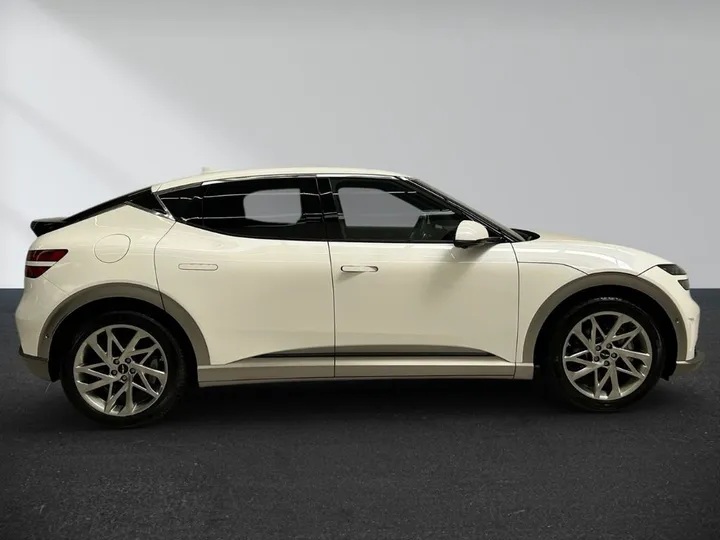 Genesis GV60