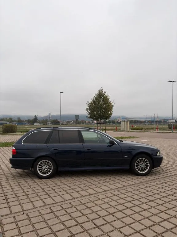 BMW 520