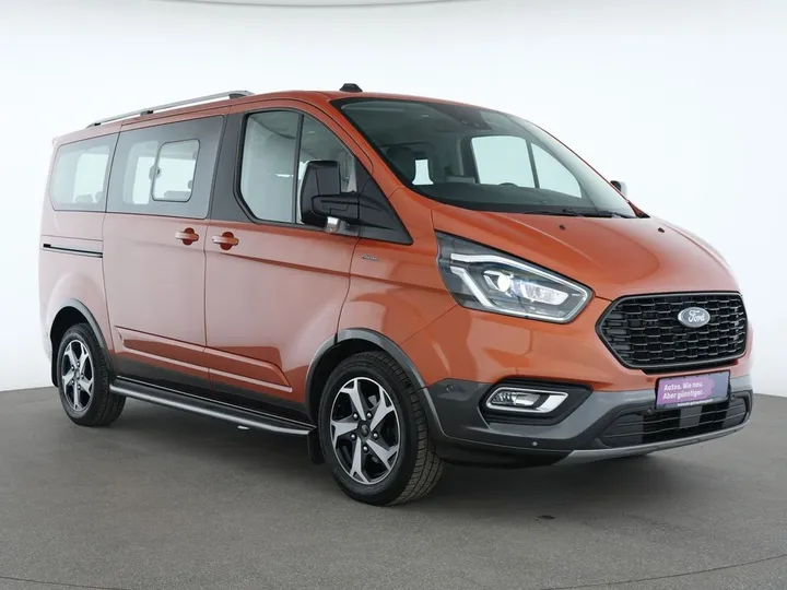 Ford Tourneo Custom