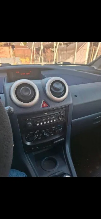 Peugeot 1007