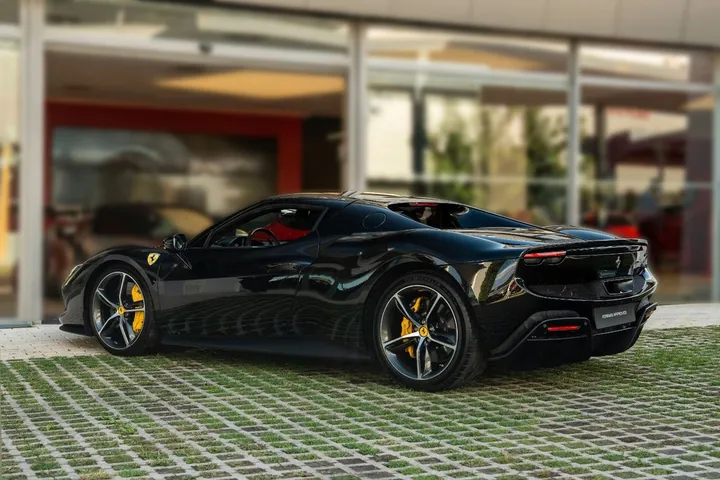 Ferrari 296 GTB