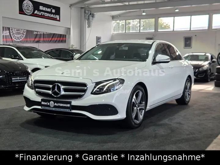 Mercedes-Benz E 200