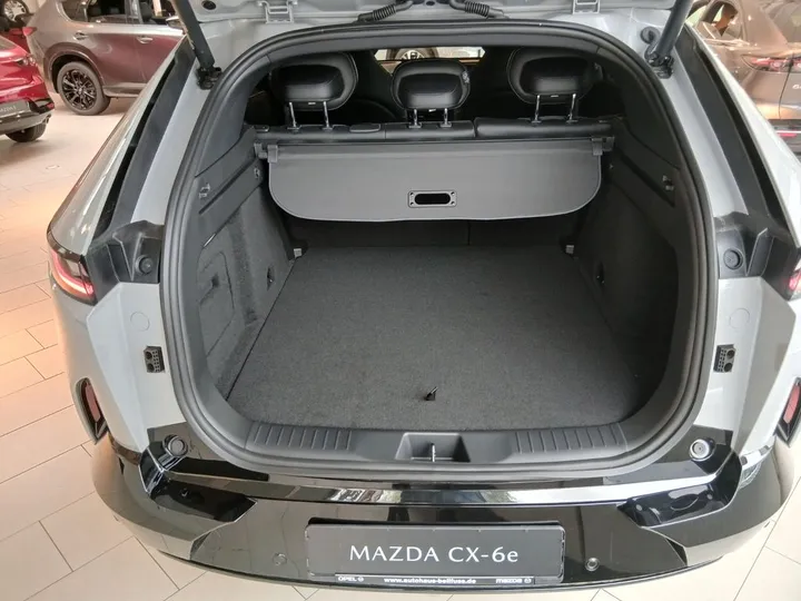 Mazda CX-6e