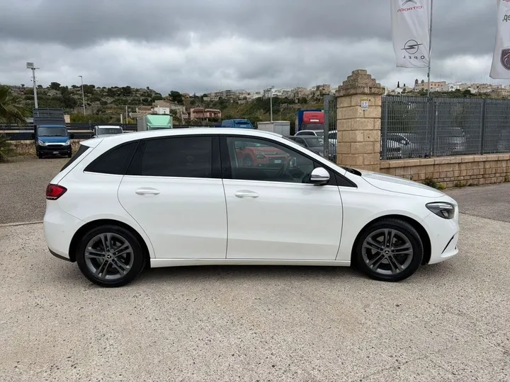 Mercedes-Benz B 160