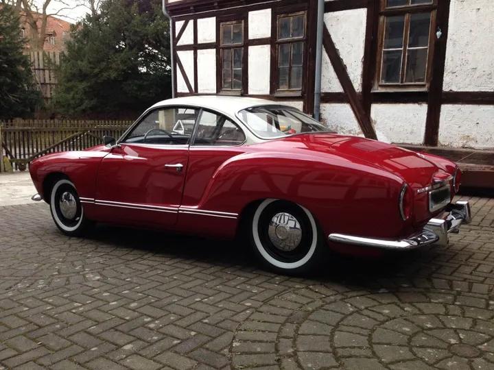 Volkswagen Karmann Ghia