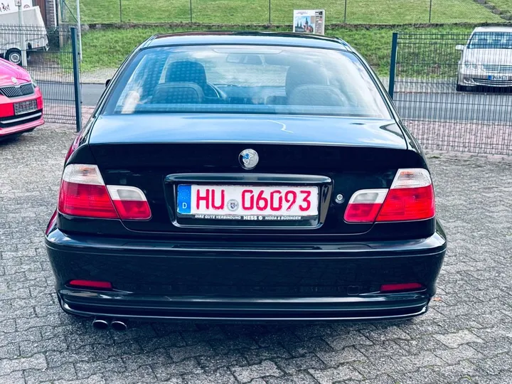 BMW 325