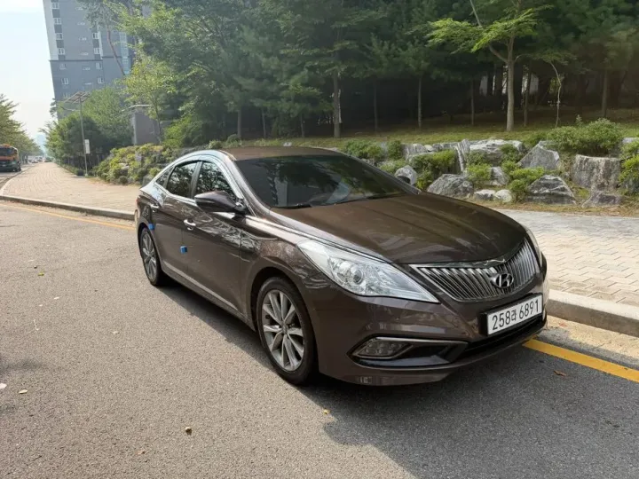 Hyundai Grandeur