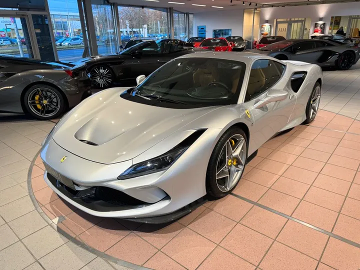Ferrari F8