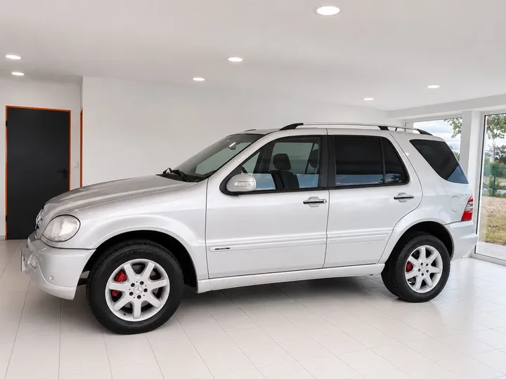 Mercedes-Benz ML 400