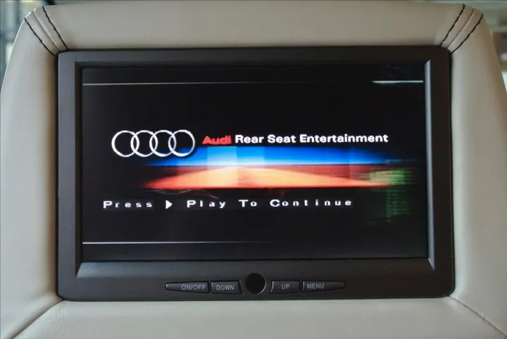 Audi S8