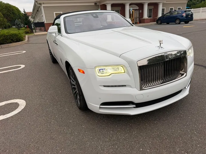 Rolls-Royce Dawn