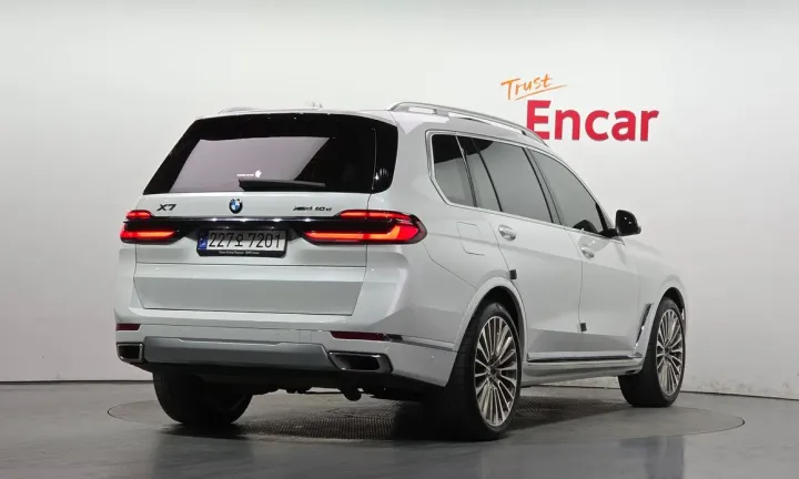 BMW X7