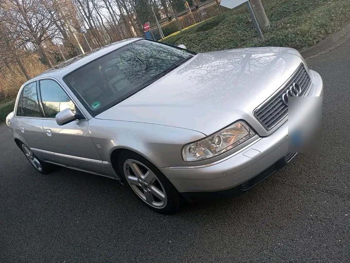 Audi A8